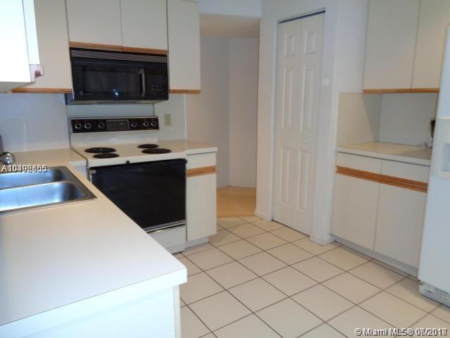 5700 Coach House Circle, Unit D Boca Raton, FL 33486 - Photo 11 of 15