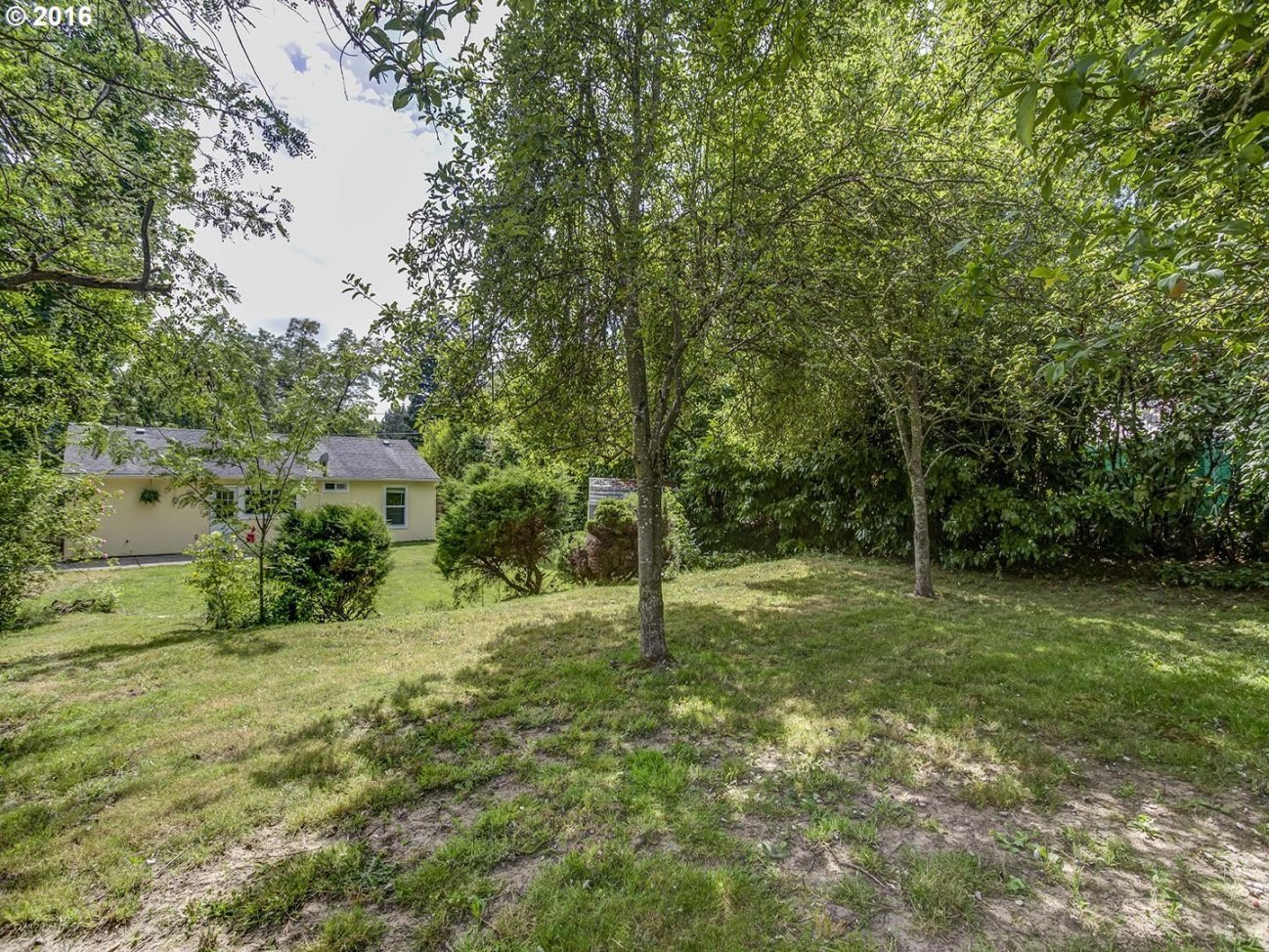 13025 Southwest Walker Road Beaverton, OR 97005 - Photo 11 of 14 Gallery Image 11