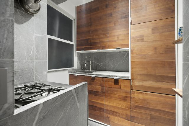 $625,000 | 111 West 11th Street, Unit 3FE | West Village