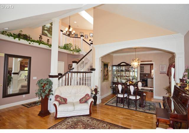 12692 Southwest Canvasback Way Beaverton, OR 97007 - Photo 5 of 16 Gallery Image 5