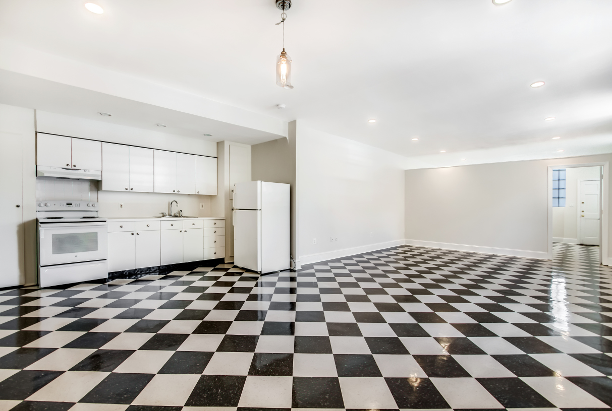 158 Franklin Street, Unit 1 Brooklyn, NY 11222 - Photo 1 of 5