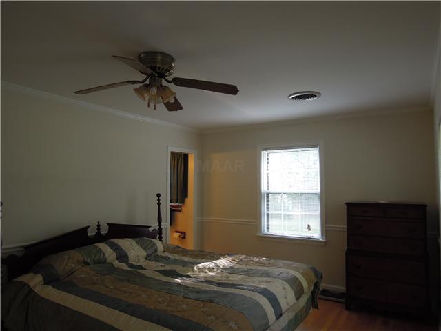91 West White Road Collierville, TN 38017 - Photo 11 of 17 Master Bedroom with Bath.