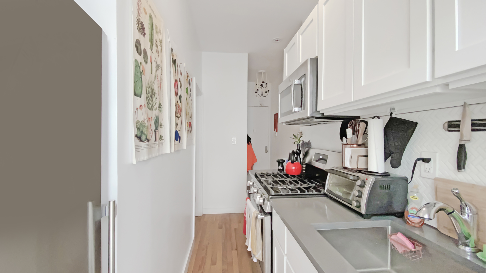 218 Thompson Street, Unit 28 Manhattan, NY 10012 - Photo 5 of 7