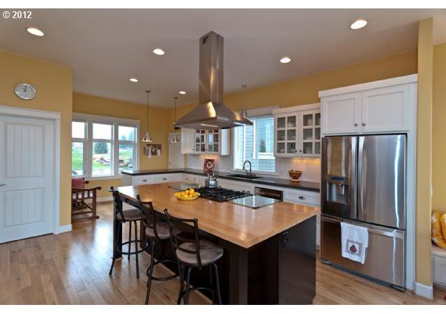 840 Methodist Road Hood River, OR 97031 - Photo 7 of 16 Gallery Image 7