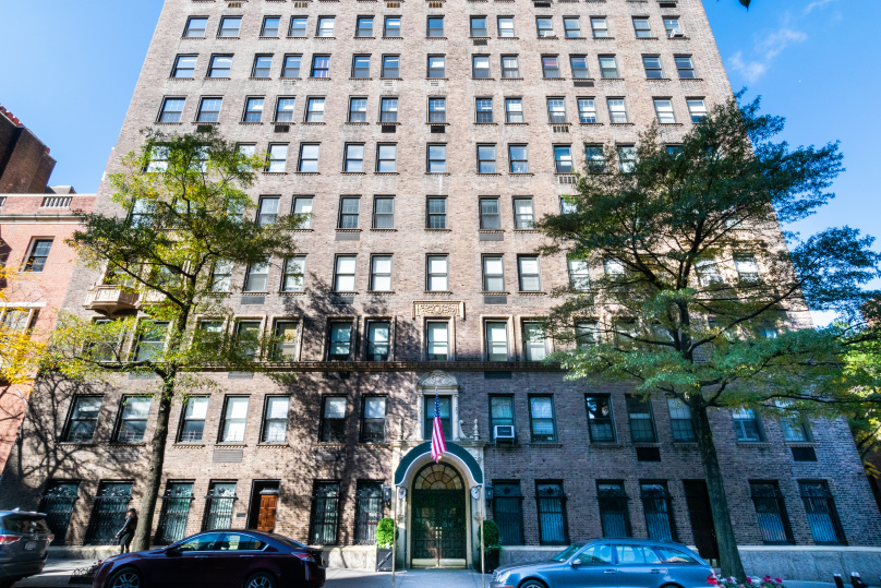 1192 Park Ave, Manhattan, NY 10128 - Photo 2 of 3