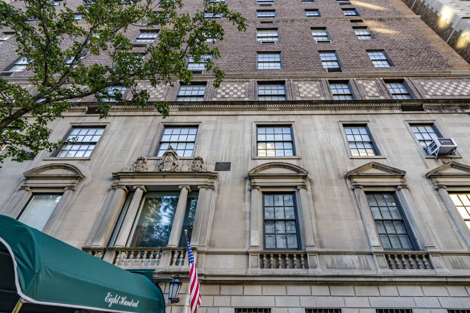 800 Park Ave, Manhattan, NY 10021 - Photo 1 of 3