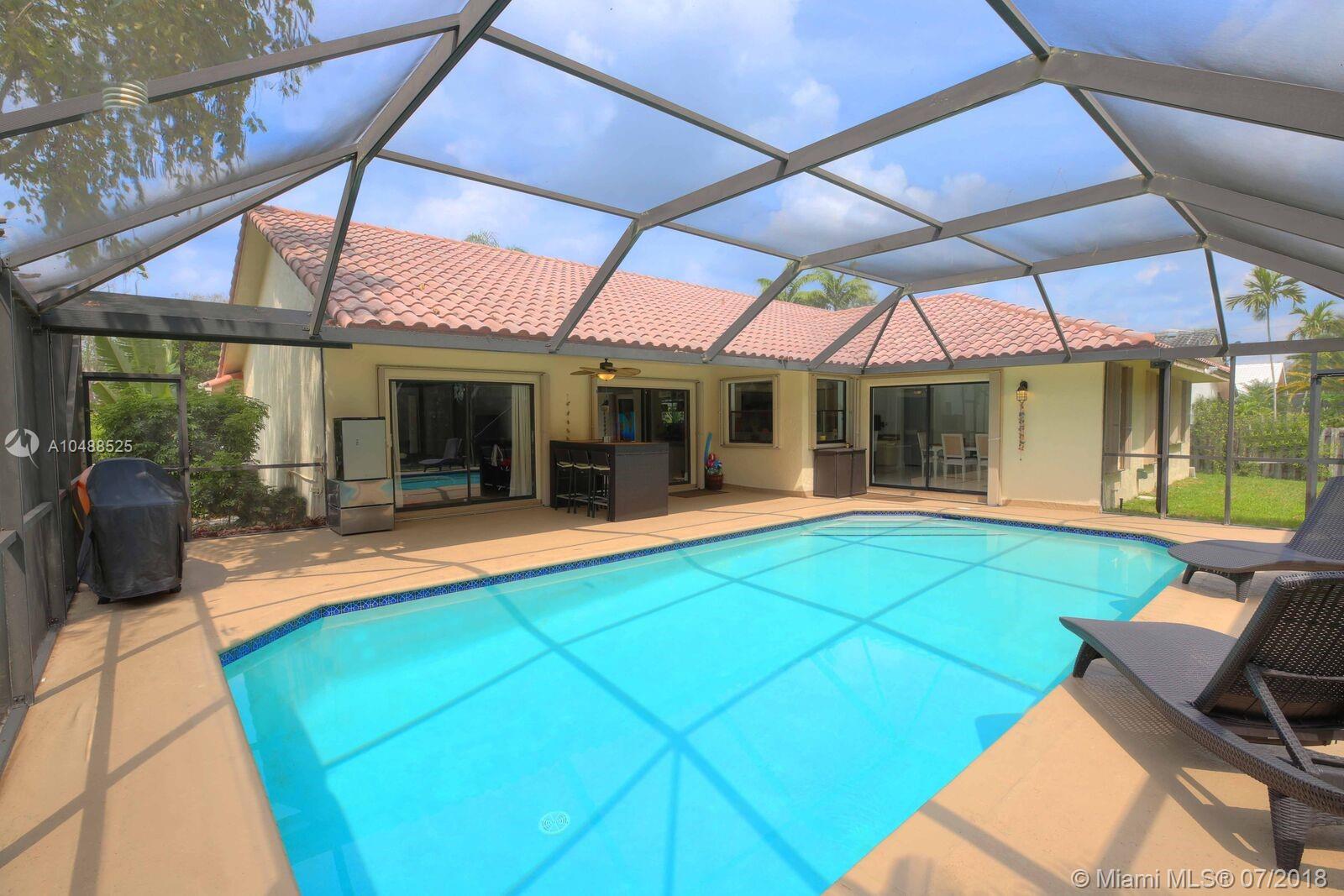22072 Ensenada Way Boca Raton, FL 33433 - Photo 4 of 18 Gallery Image 4