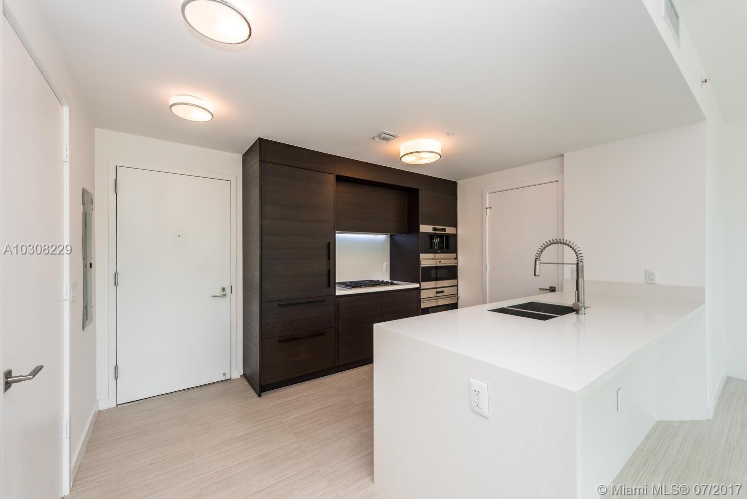 1 Collins Avenue, Unit 108 Miami Beach, FL 33139 - Photo 4 of 34