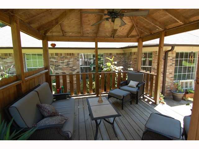 4723 Alexander Road Olive Branch, MS 38654 - Photo 10 of 12 Covered Custom Patio