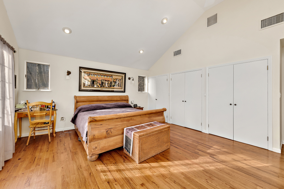 275 College Road, Unit Undisclosed Bronx, NY 10471 - Photo 18 of 26