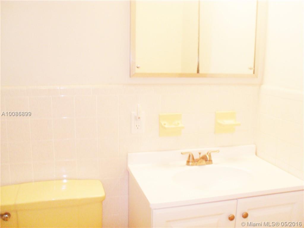 3346 Coolidge Street Hollywood, FL 33021 - Photo 21 of 29
