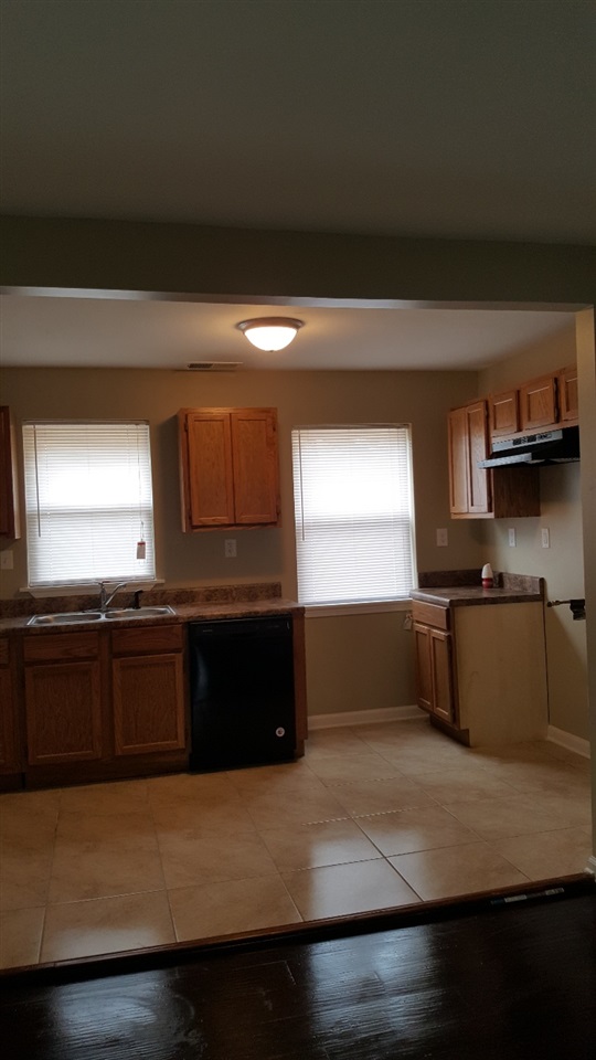 2831 Redwing Road Memphis, TN 38118 - Photo 13 of 15