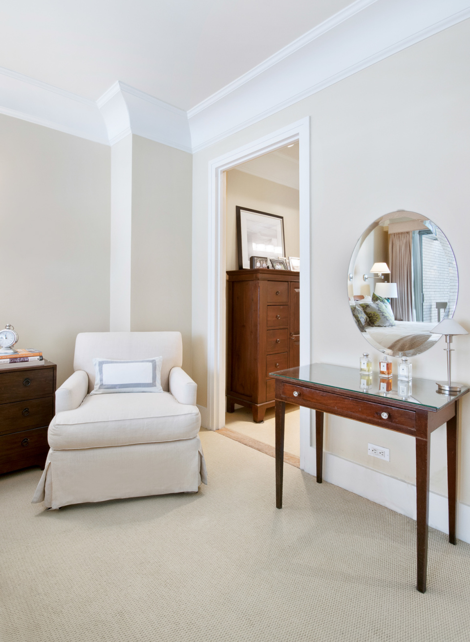 200 East 69th Street, Unit 7B Manhattan, NY 10021 - Photo 7 of 9