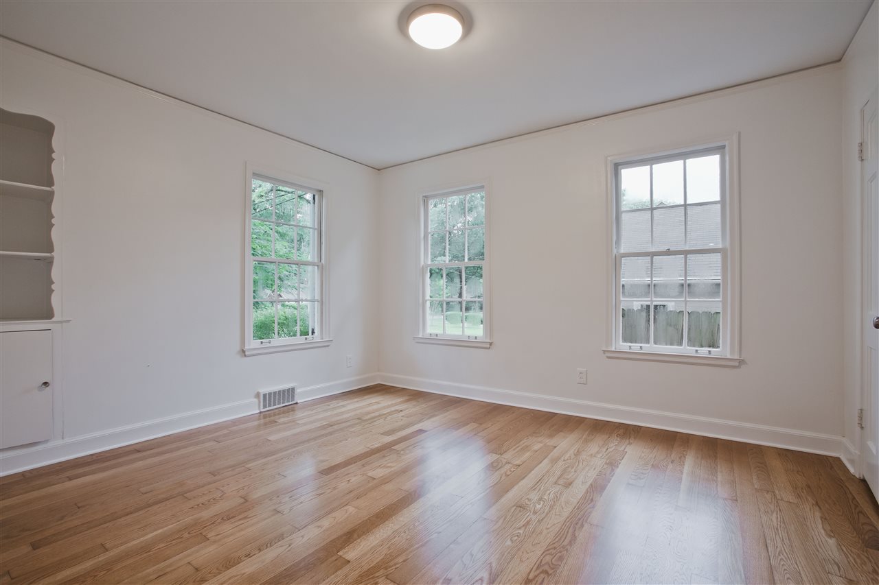 4826 Barfield Road Memphis, TN 38117 - Photo 18 of 25