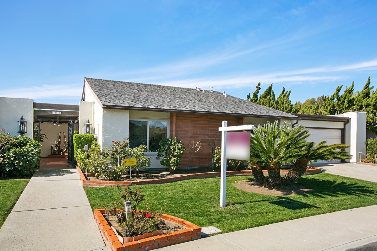 14066 Crest Way Del Mar, CA 92014 - Photo 1 of 23