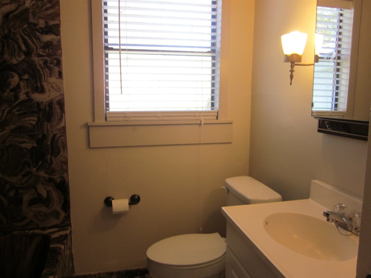 3802 Rhodes Avenue Memphis, TN 38111 - Photo 12 of 19 Gallery Image 12