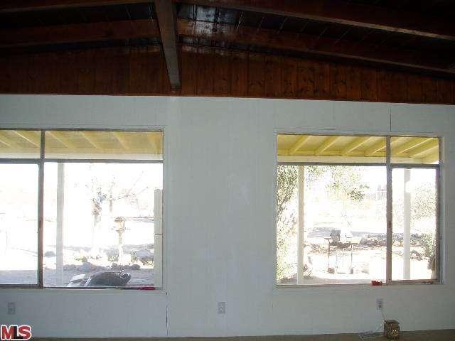 1818 Yellow Knife Road Yucca Valley, CA 92284 - Photo 7 of 18