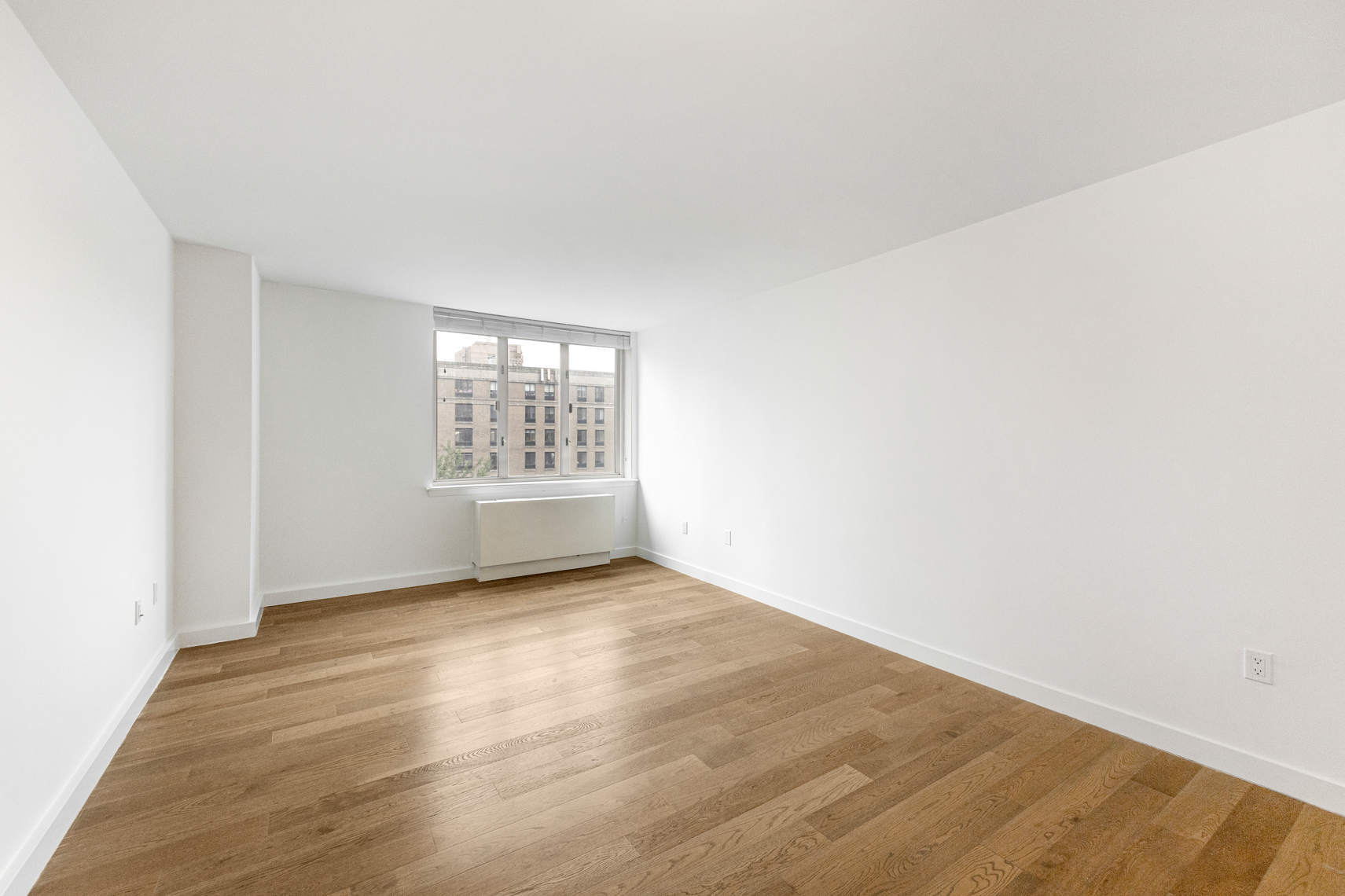 225 Rector Place, Unit 7M Manhattan, NY 10280 - Photo 6 of 13