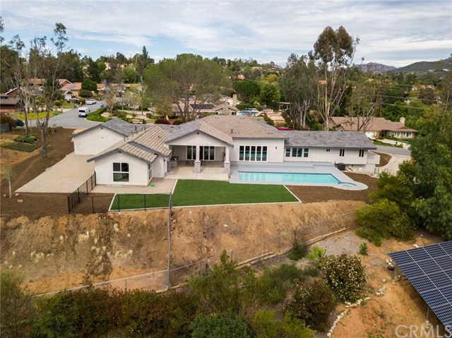 13757 Del Poniente Road Poway, CA 92064 - Photo 46 of 75