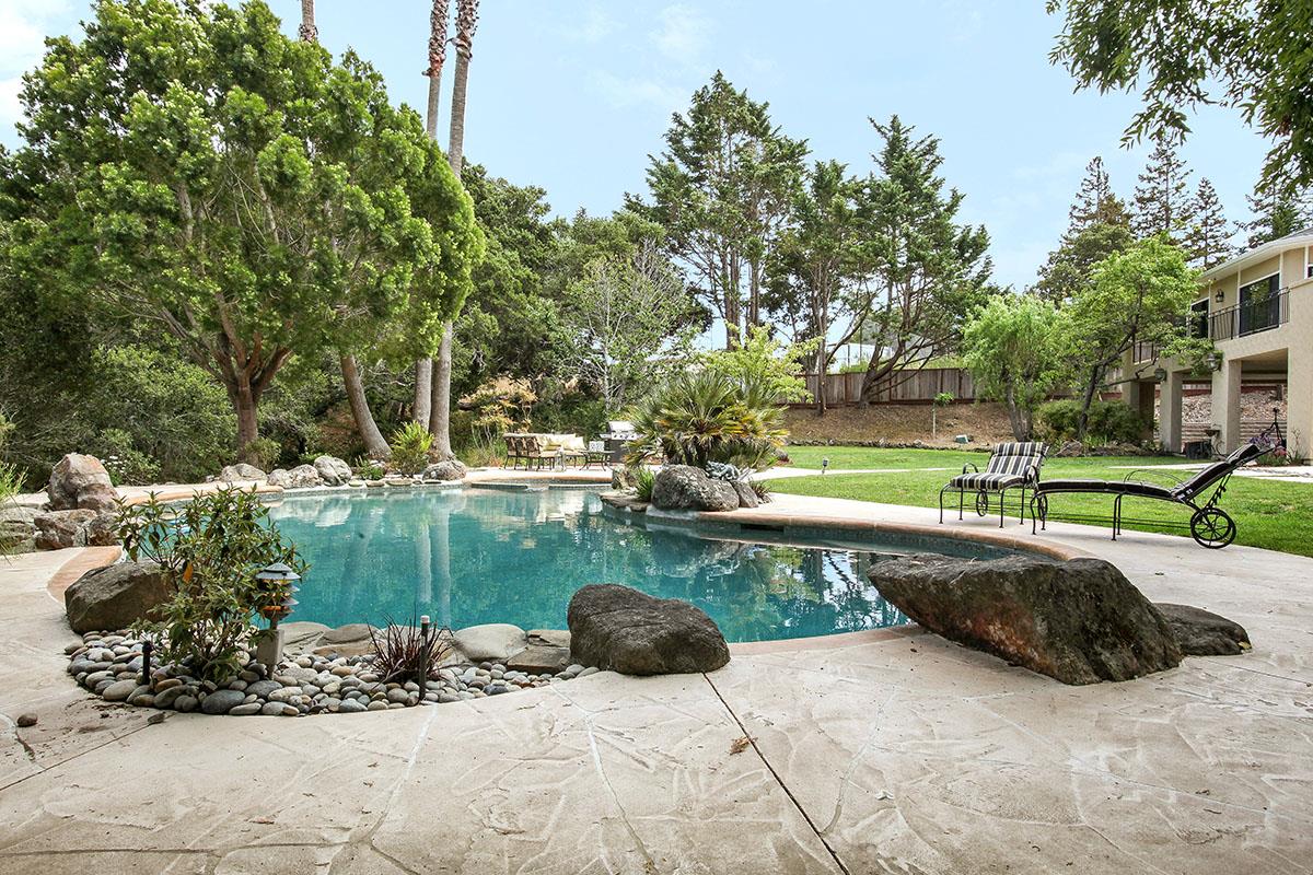 760 Darrell Road Hillsborough, CA 94010 - Photo 75 of 98