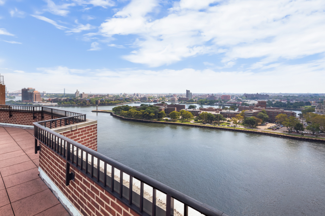 Riverview South 55 E End Ave, Manhattan, NY 10028 - Photo 12 of 13