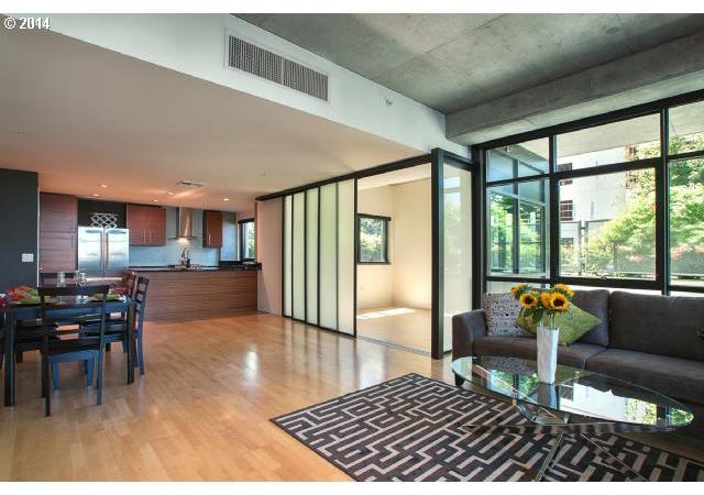 1830 Northwest Riverscape Street, Unit 104D Portland, OR 97209 - Photo 9 of 16 Gallery Image 9