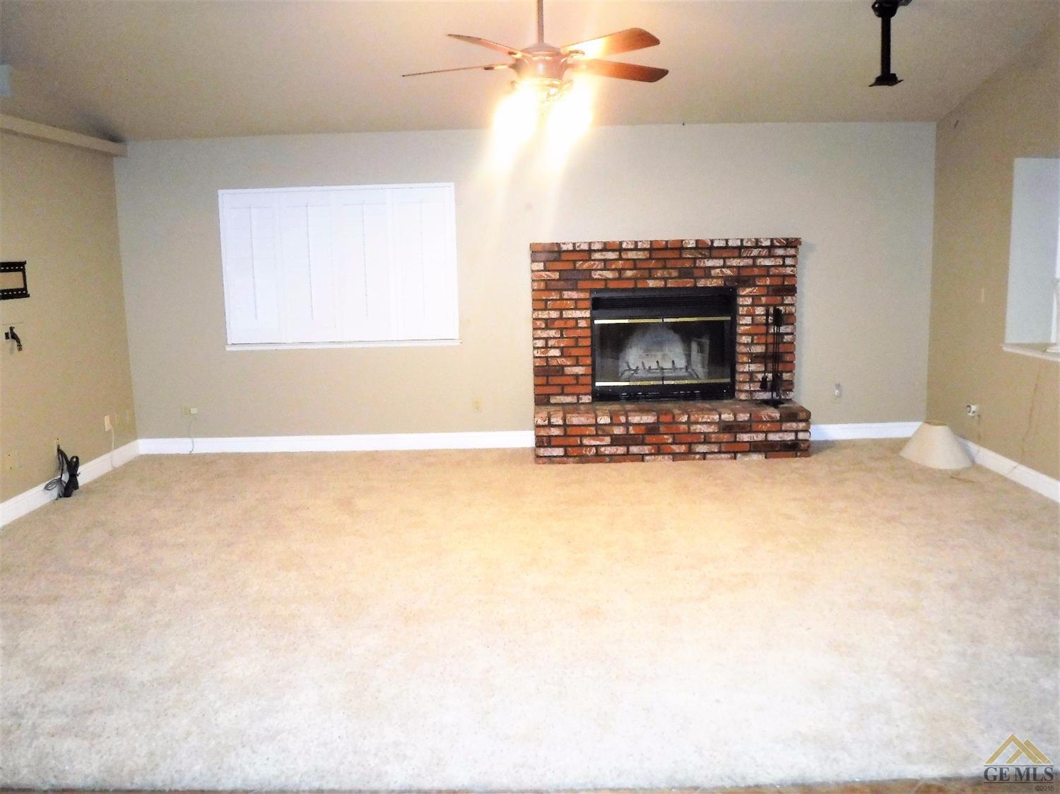 20928 Ridgeway Drive Tehachapi, CA 93561 - Photo 5 of 25