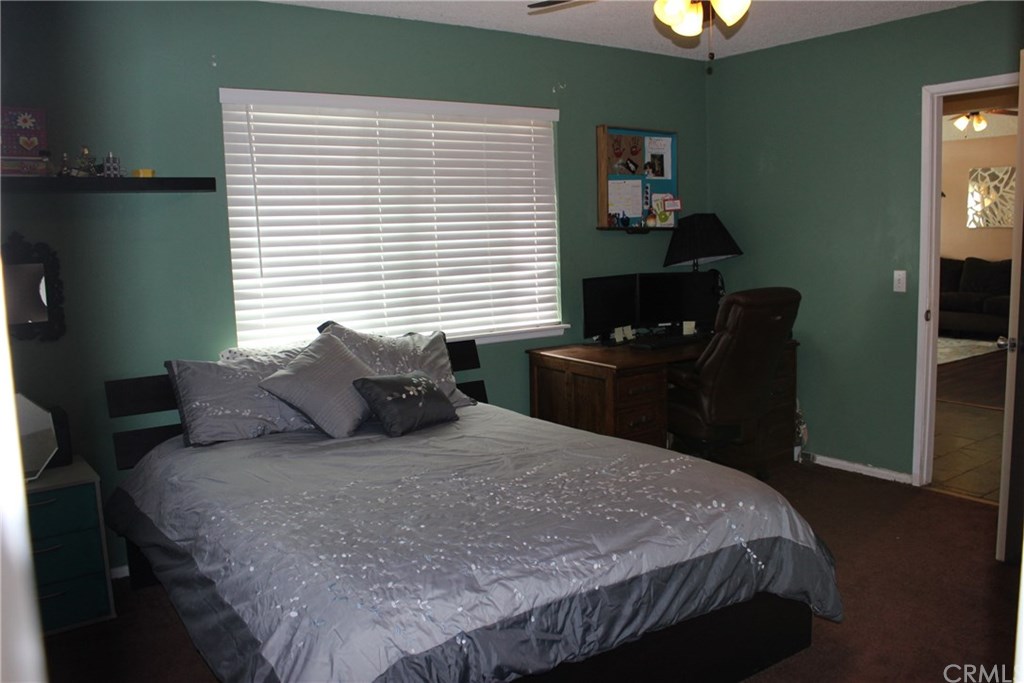 6984 Center Street Highland, CA 92346 - Photo 18 of 26