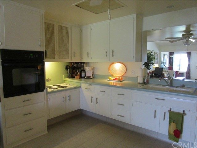 $164,000 | 13720 St Andrews Drive, Unit 44B, Seal Beach, CA 90740