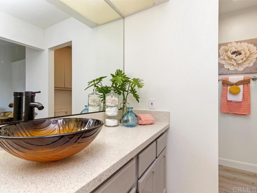 6943 Peachtree Road Carlsbad, CA 92011 - Photo 13 of 25 Gallery Image 13