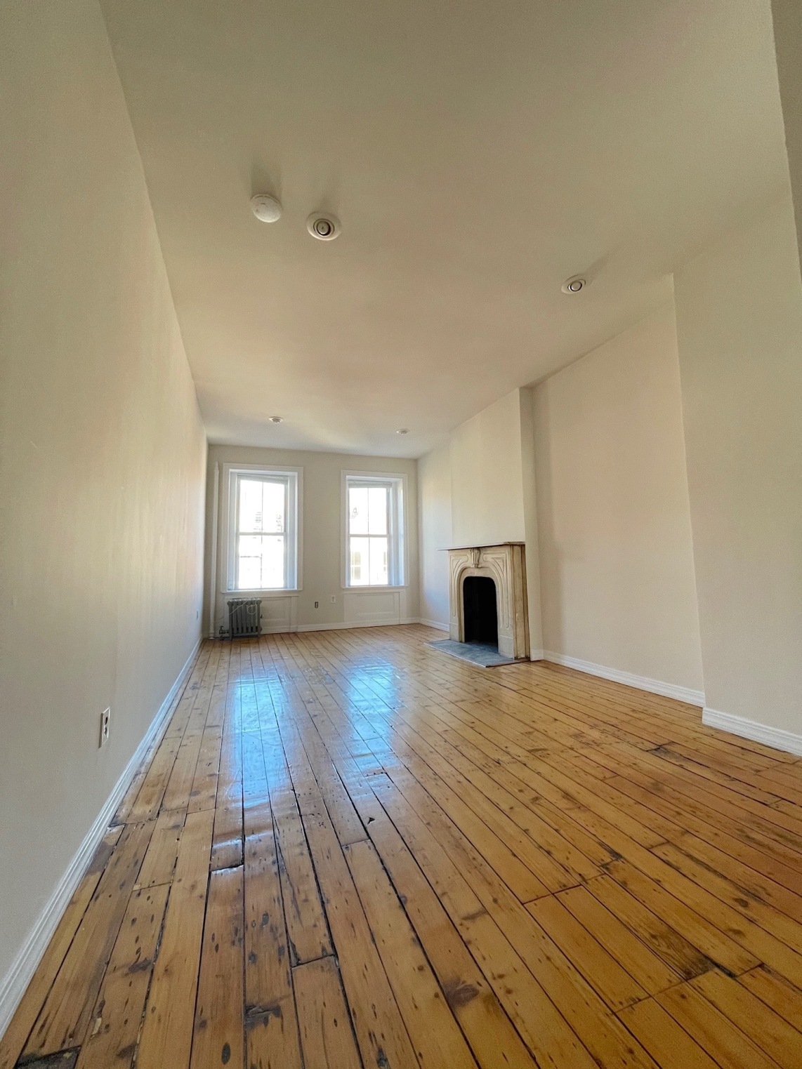 50 West 8th Street, Unit 4A Manhattan, NY 10011 - Photo 10 of 12