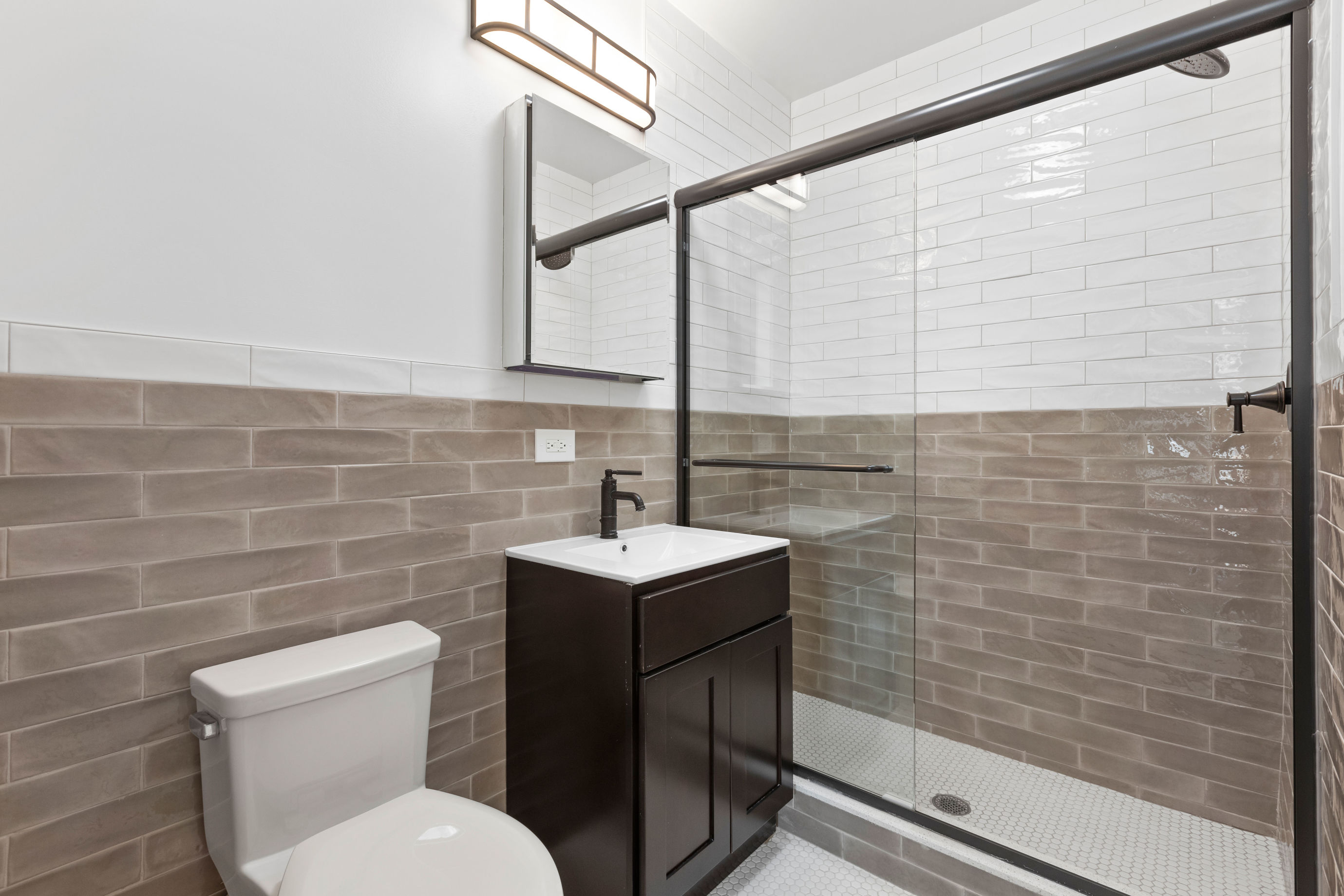 28 Roebling Street, Unit 2L Brooklyn, NY 11211 - Photo 5 of 9