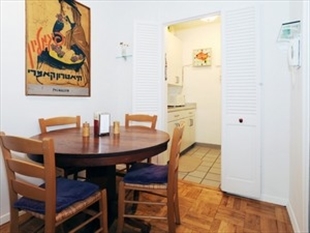 60 East 8th Street, Unit 4J Manhattan, NY 10003 - Photo 3 of 5