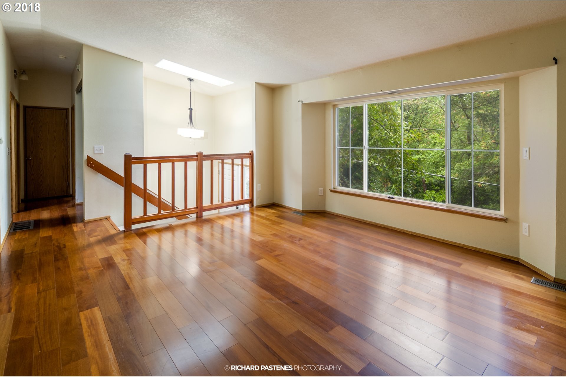 5150 Southwest Garden Home Road Portland, OR 97219 - Photo 13 of 19 Gallery Image 13