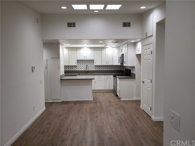 $405,000 | 1771 Sunningdale Road, Unit 49E M14, Seal Beach, CA 90740