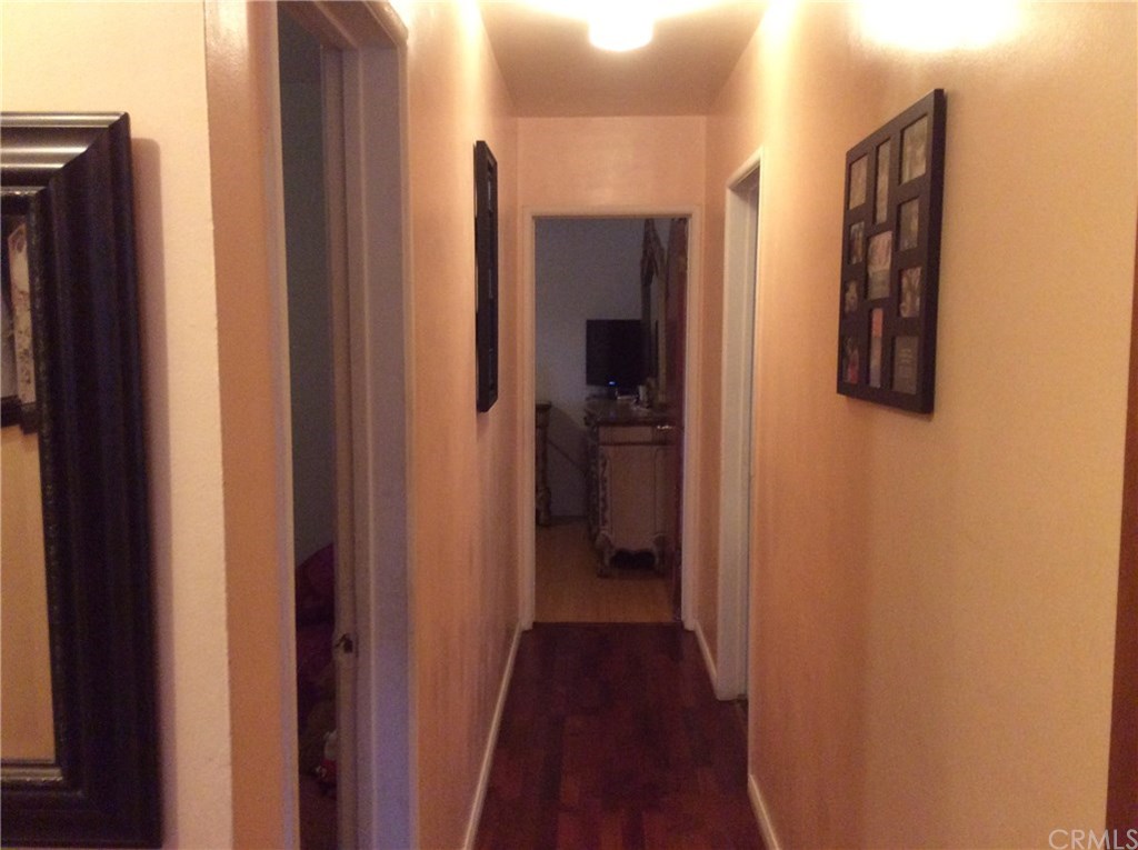 8564 Cole Street Downey, CA 90242 - Photo 5 of 14