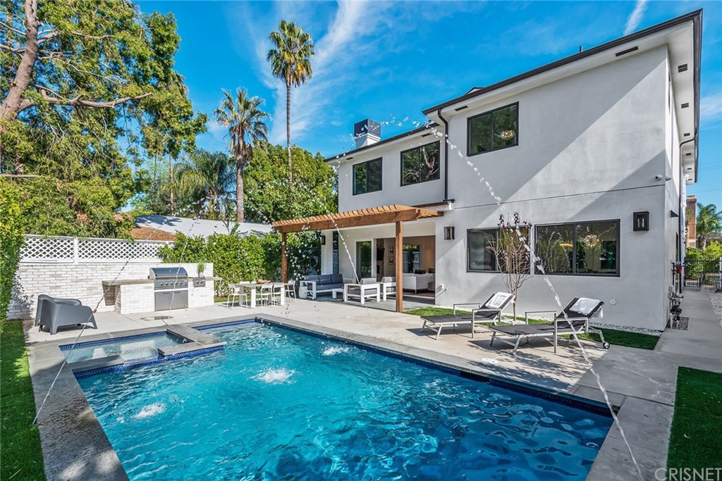 4537 Ben Avenue Studio City, CA 91607 - Photo 40 of 50