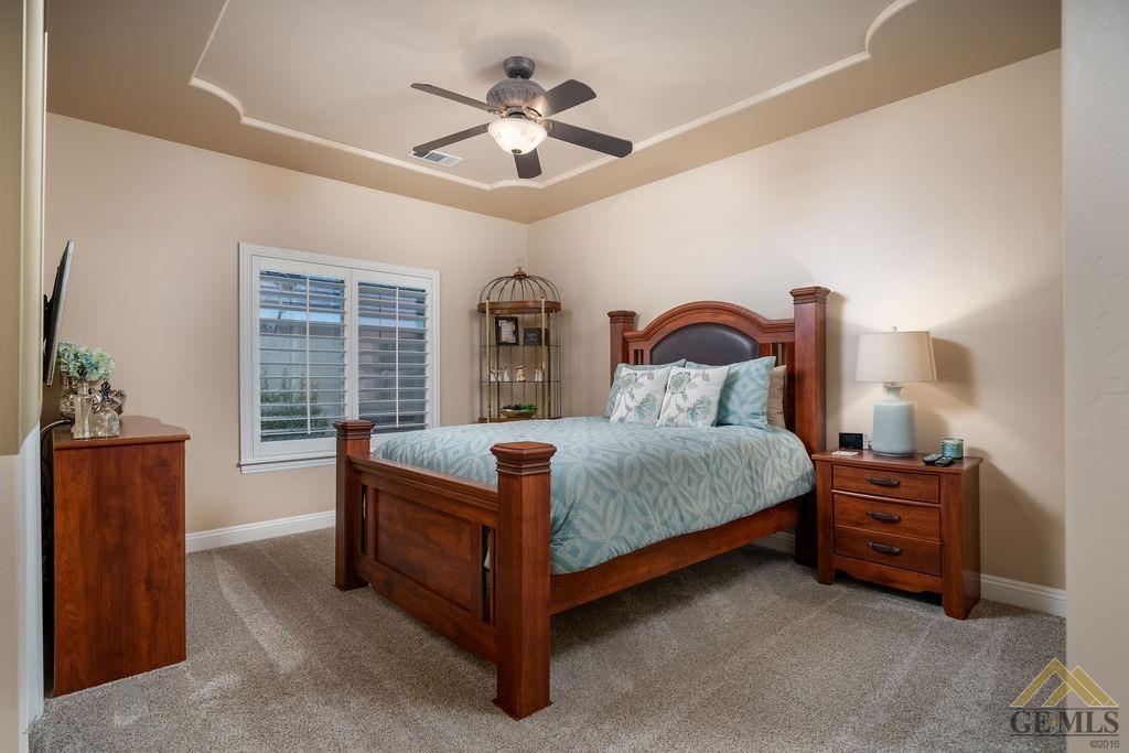 12307 Trinity River Drive Bakersfield, CA 93312 - Photo 25 of 40