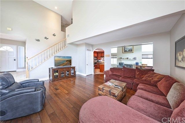 $820,000 | 209 Calabria Court, Costa Mesa, CA 92627