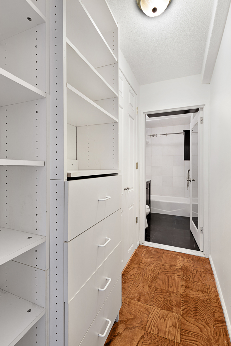 200 West 79th Street, Unit 5A Manhattan, NY 10024 - Photo 4 of 8
