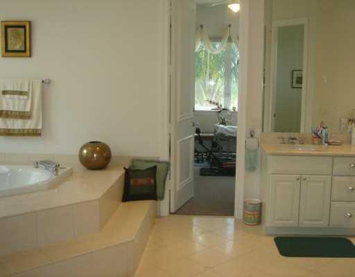 13810 Southwest 34th Street Miami, FL 33175 - Photo 8 of 14