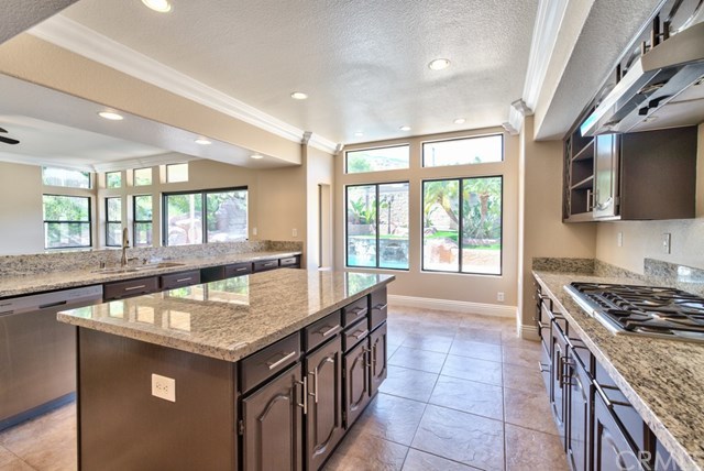 3086 Diamondview Circle Corona, CA 92882 - Photo 9 of 66 The kitchen also has a new dual sinks and new faucet and a large breakfast nook area.