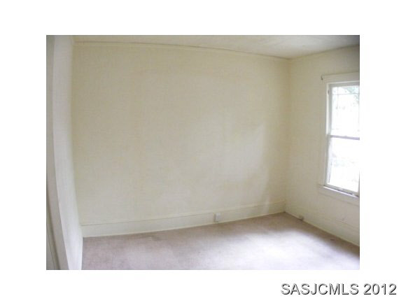 672 Ivy Street Jacksonville, FL 32206 - Photo 2 of 6 BEDROOM