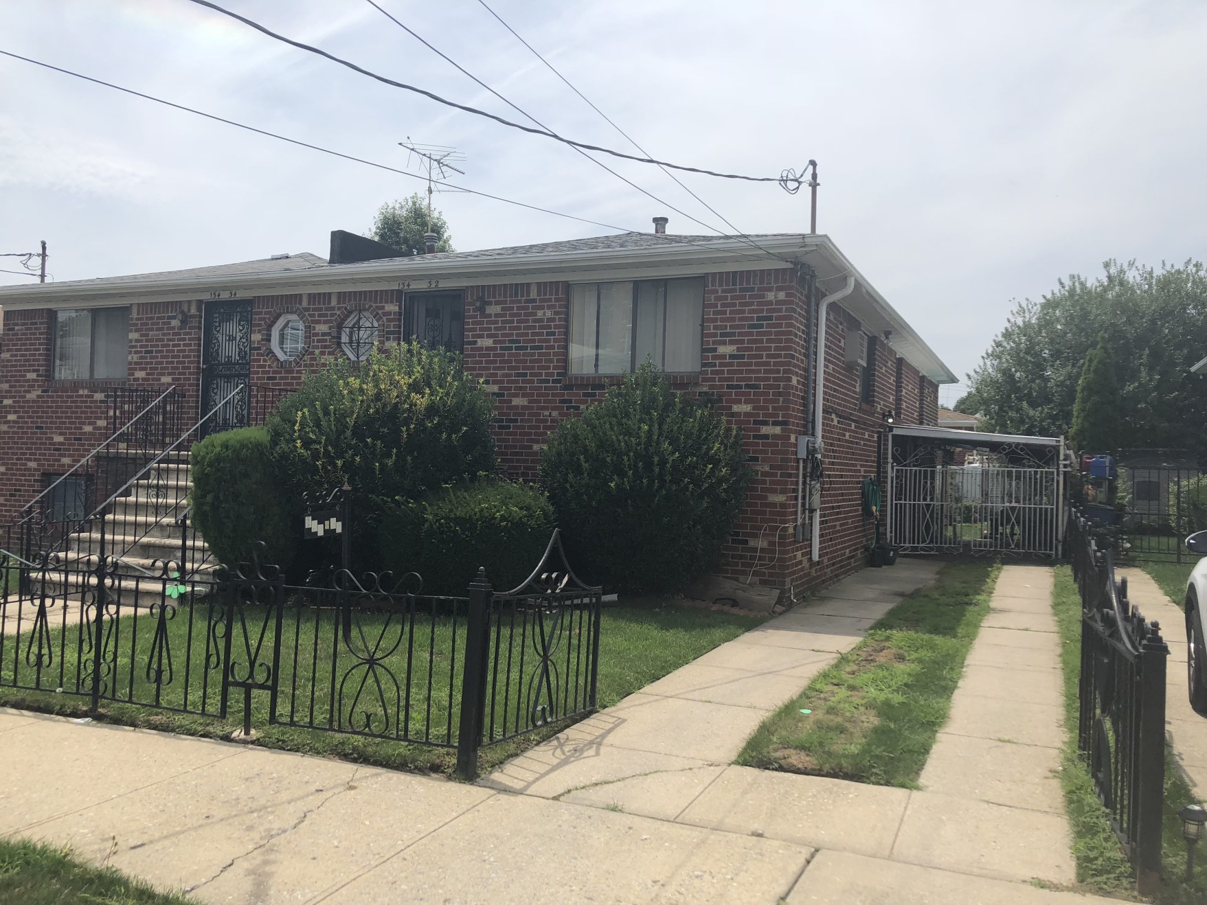 134-32 161 Street Queens, NY 11434 - Photo 3 of 8