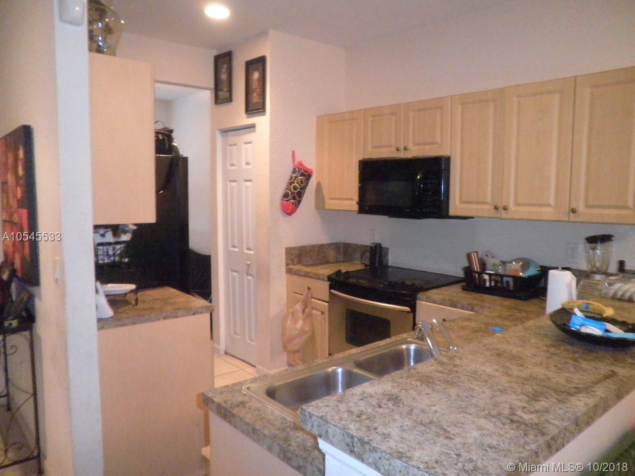 2015 Nassau Drive, Unit 2015 Riviera Beach, FL 33404 - Photo 9 of 51