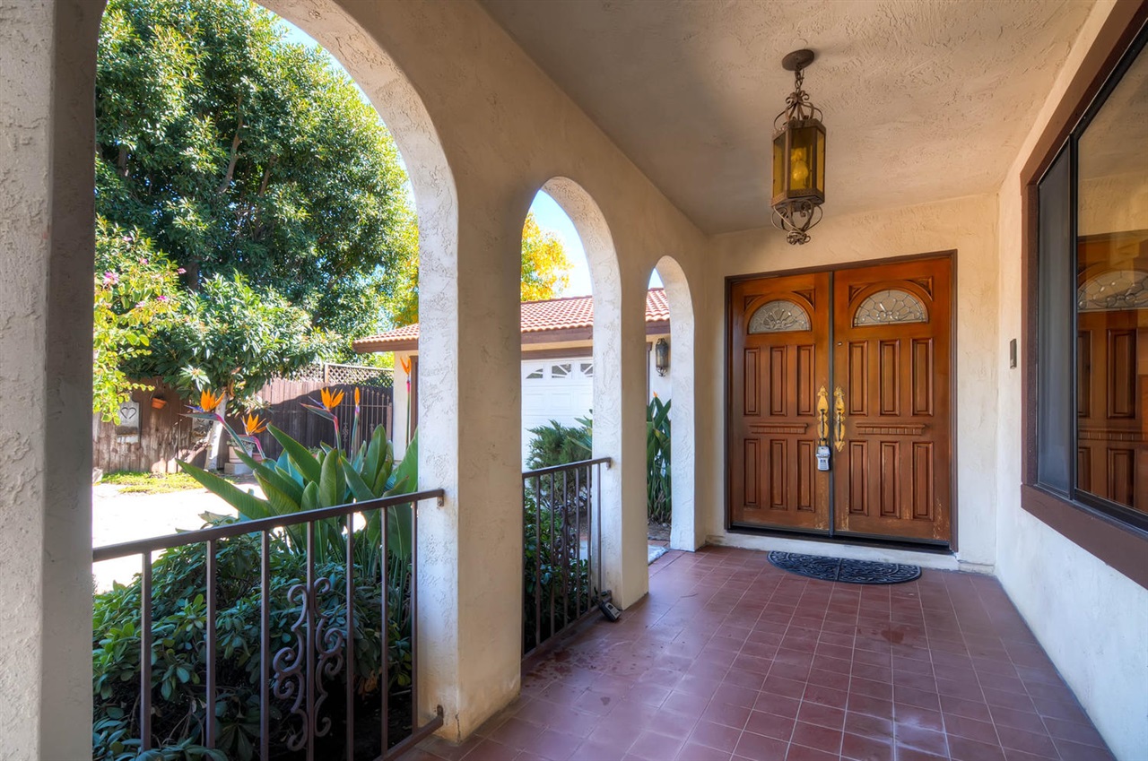 1192 Rippey Street El Cajon, CA 92020 - Photo 3 of 25 Gallery Image 3
