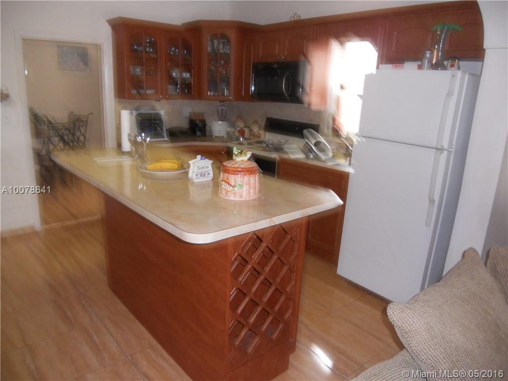 2336 Northwest 35th Street Miami, FL 33142 - Photo 7 of 20
