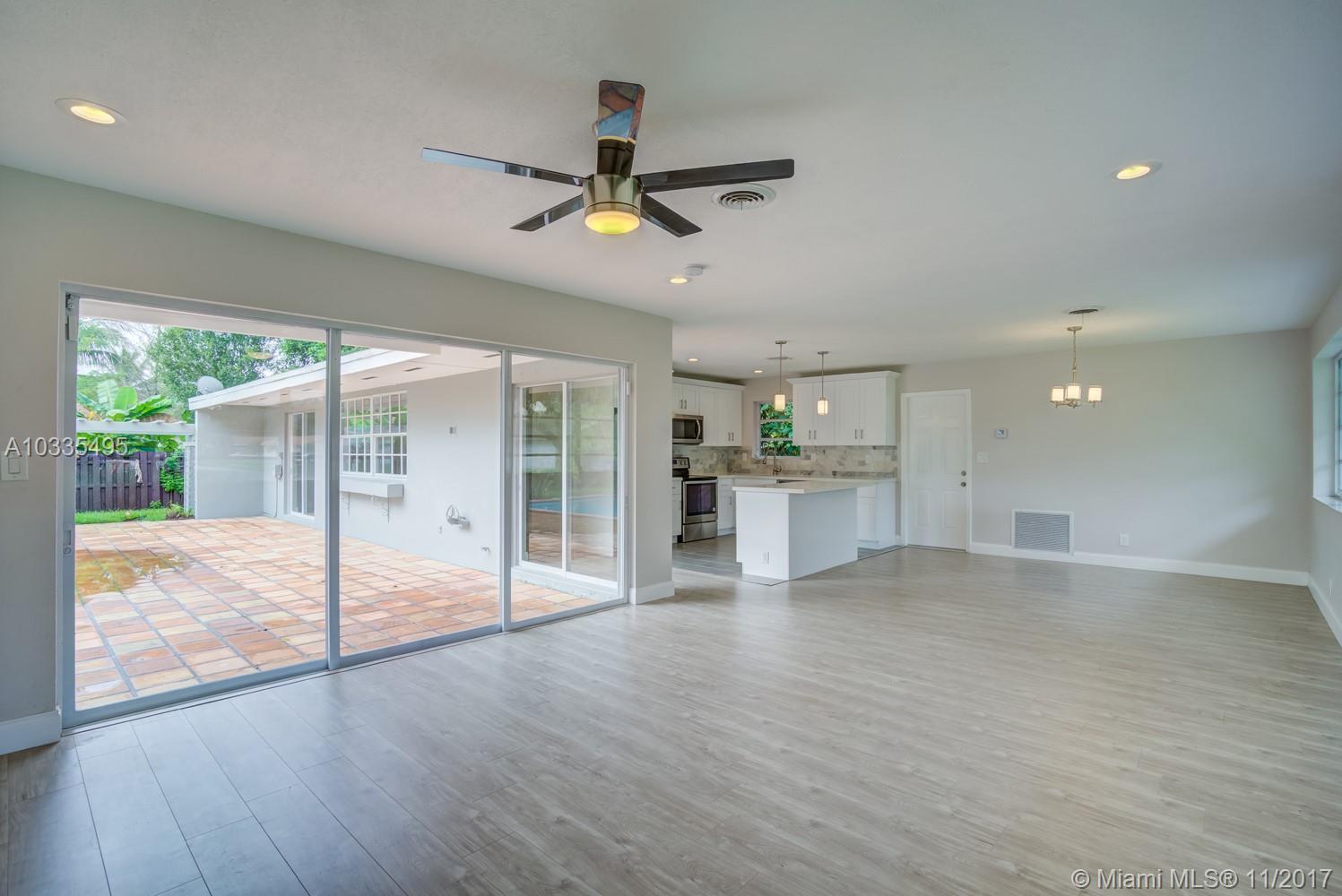 5398 Redwood Road Plantation, FL 33317 - Photo 6 of 28 Gallery Image 6