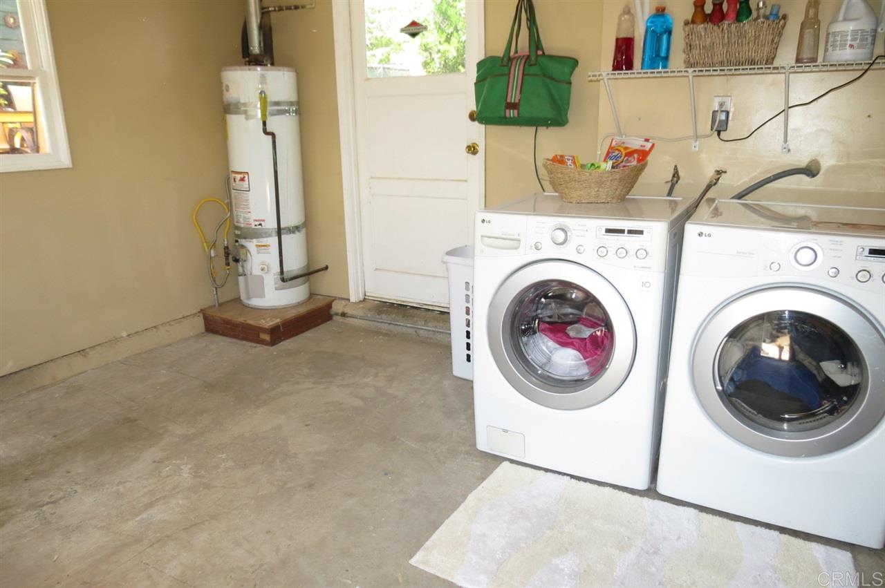 409 South Tulip Street Escondido, CA 92025 - Photo 15 of 25