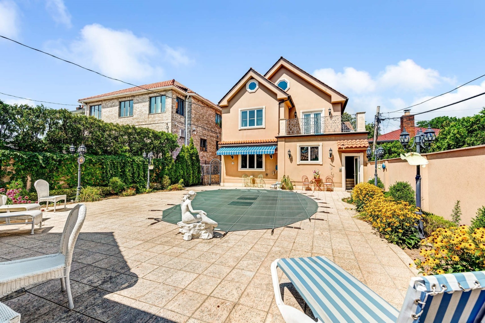 8375 Shore Road Brooklyn, NY 11209 - Photo 16 of 17